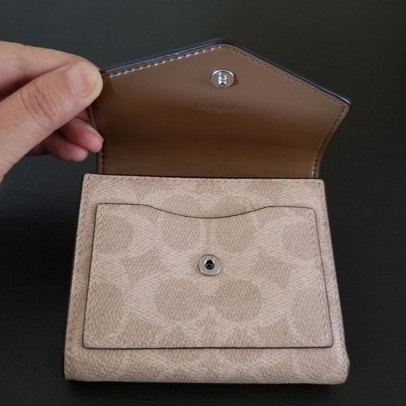 Coach Wallet - Picture 3 of 7